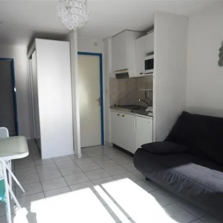 2 Pieces Avec Piscine Et Parking Prive, 4 Couchages, Terrasse, - Fr-1-326-481 * Marseillan (Herault)